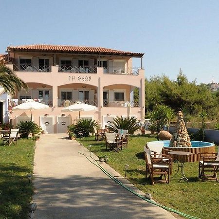 Land Of Gods Aparthotel Gythio Exterior photo